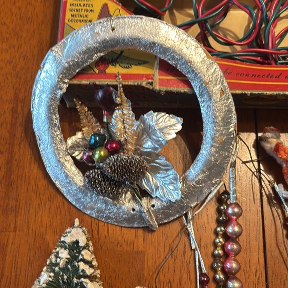 Vintage Christmas Ornament Bundle - Picture 4 of 7